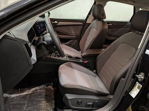 New 2026 Volkswagen Jetta SE image 12