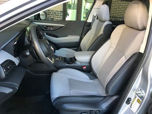 Certified 2025 Subaru Outback Premium w/ Popular Package #1A image 6