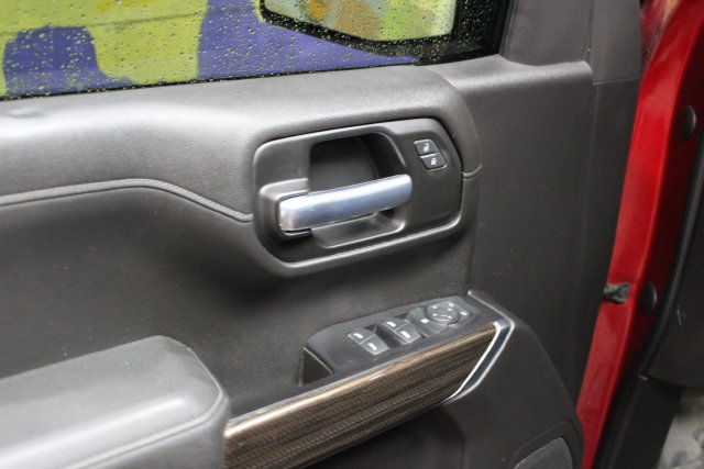 Used 2021 Chevrolet Silverado 1500 RST w/ Bed Protection Package AWD/4WD image 13