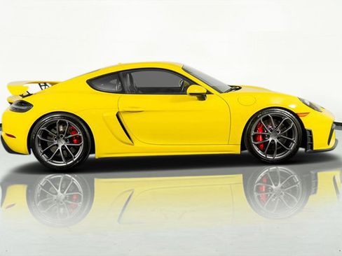 Used 2020 Porsche 718 Cayman GT4 image 5