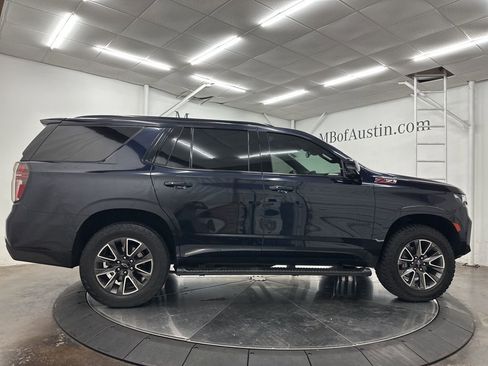 Used 2023 Chevrolet Tahoe Z71 w/ Luxury Package AWD/4WD image 8