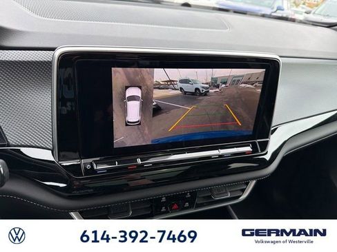 New 2026 Volkswagen Atlas Cross Sport SEL Premium R-Line AWD/4WD image 29