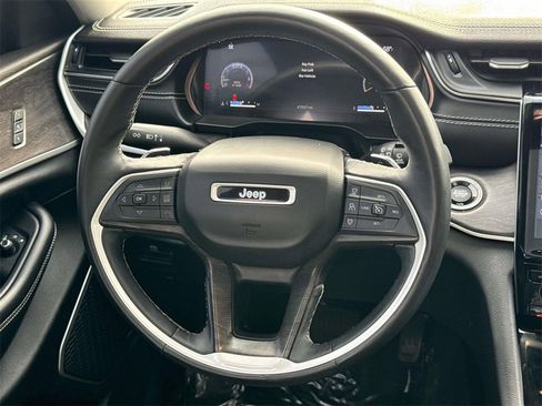 Used 2021 Jeep Grand Cherokee L Limited image 14