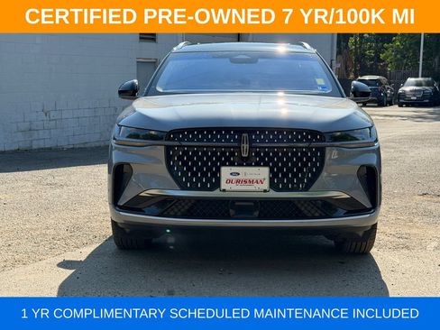 Used 2024 Lincoln Nautilus Reserve w/ Equipment Group 202A AWD/4WD image 2