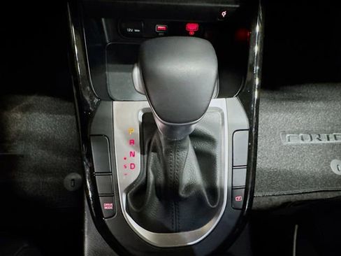 Used 2024 Kia Forte GT-Line w/ GT-Line Premium Package FWD image 24