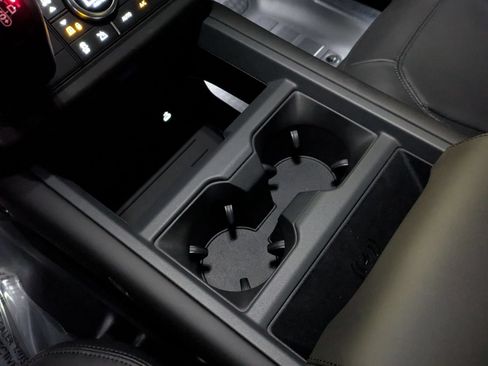 New 2026 Land Rover Defender 110 S AWD/4WD image 22