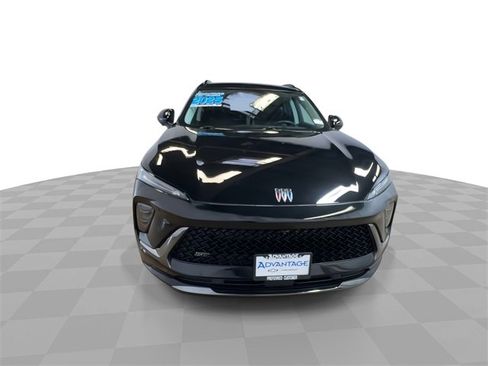 Used 2025 Buick Envision Sport Touring image 3