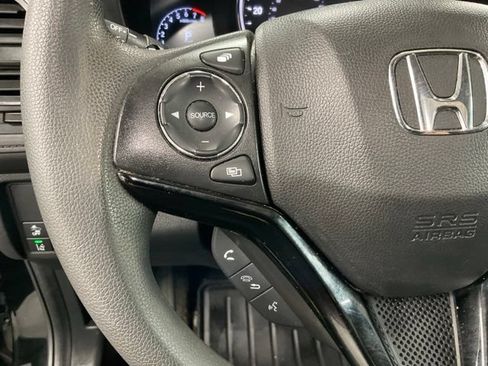 Certified 2022 Honda HR-V EX image 17