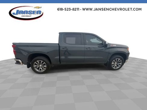 Used 2025 Chevrolet Silverado 1500 LT image 9