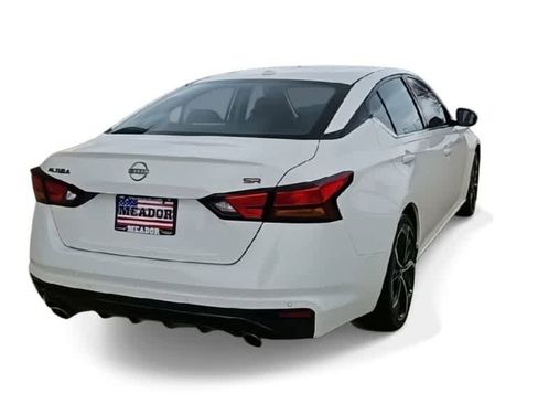 Used 2024 Nissan Altima 2.5 SR image 7