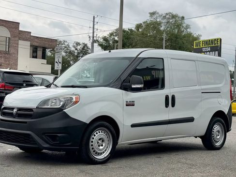 Used 2018 RAM ProMaster City Tradesman FWD image 3