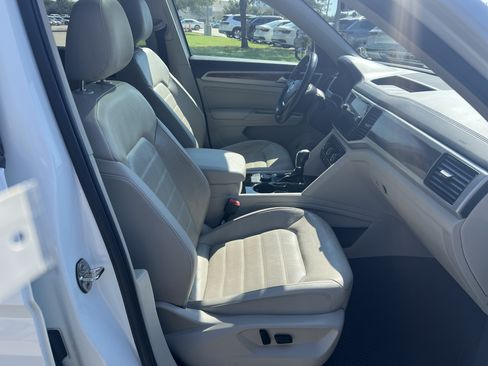 Used 2019 Volkswagen Atlas SEL Premium AWD/4WD image 28