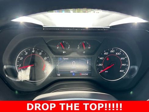 Used 2020 Chevrolet Camaro LT RWD image 17