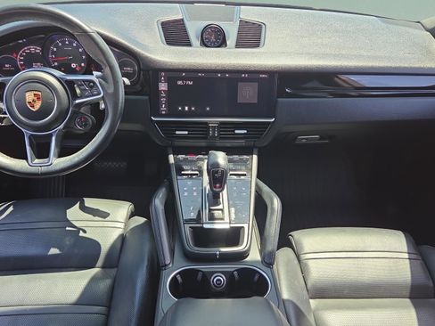 Used 2020 Porsche Cayenne AWD/4WD image 13