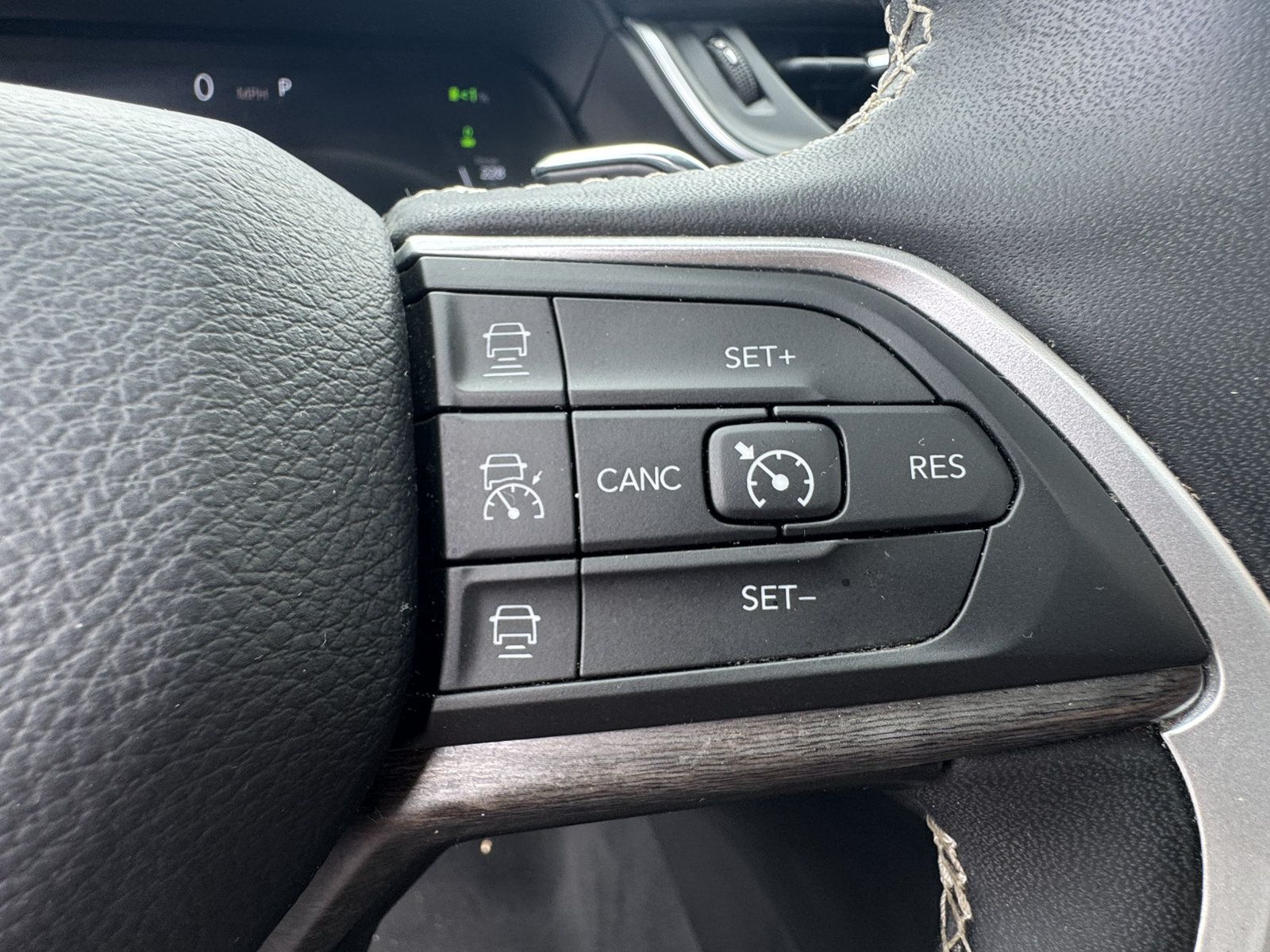 Used 2024 Jeep Grand Cherokee Limited 4xe AWD/4WD image 33