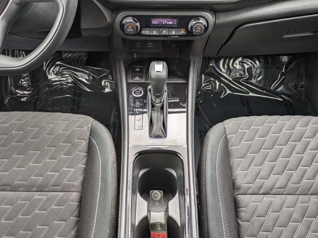 Used 2022 Nissan Kicks SV FWD image 20