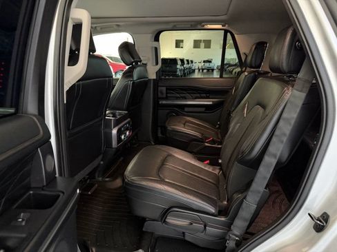 Used 2019 Ford Expedition Platinum AWD/4WD image 19