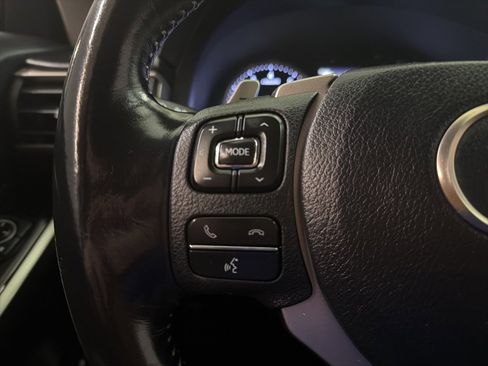 Used 2017 Lexus IS 200t image 21