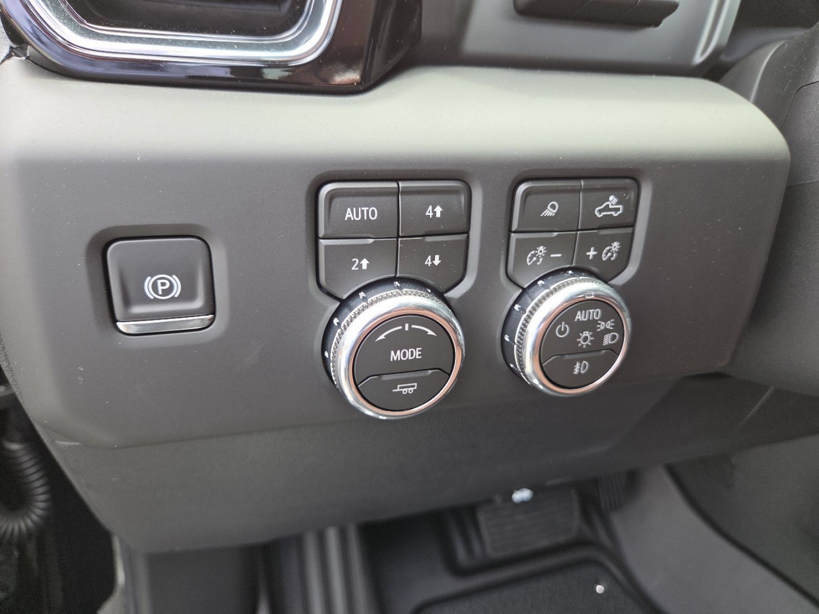 New 2026 GMC Sierra 1500 Denali Ultimate AWD/4WD image 6