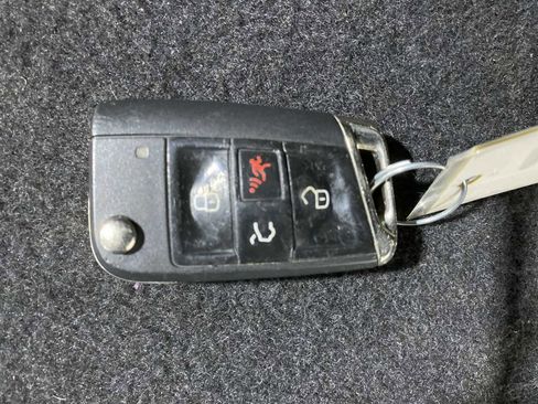 Used 2018 Volkswagen Tiguan SE AWD/4WD image 20