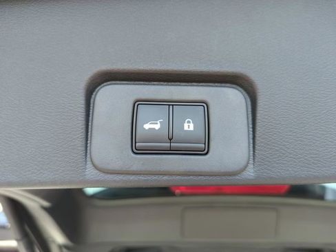 Certified 2023 Nissan Rogue SV w/ SV Premium B Package FWD image 18