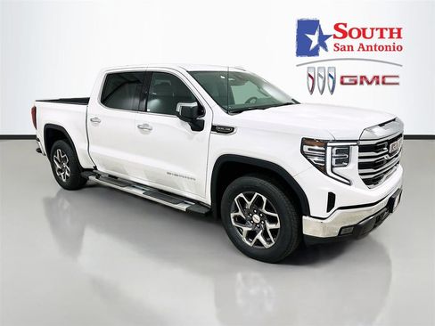 New 2026 GMC Sierra 1500 SLT image 1