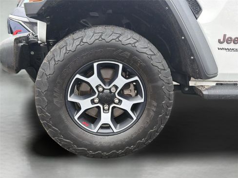 Used 2022 Jeep Wrangler Unlimited Rubicon w/ Cold Weather Group image 25