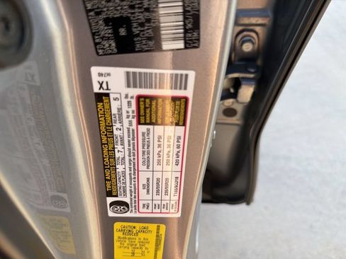 Used 2022 Toyota Highlander Platinum AWD/4WD image 36