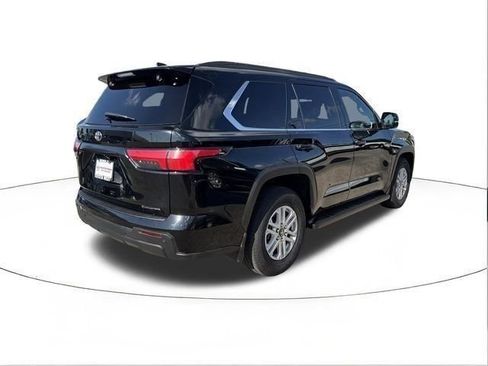 Used 2025 Toyota Sequoia SR5 AWD/4WD image 3