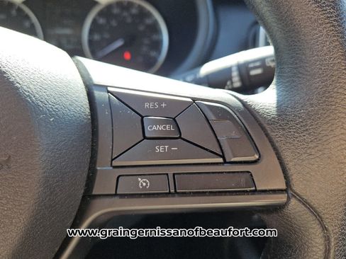 Used 2024 Nissan Kicks S FWD image 13