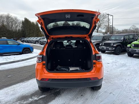 New 2026 Jeep Compass Limited image 38