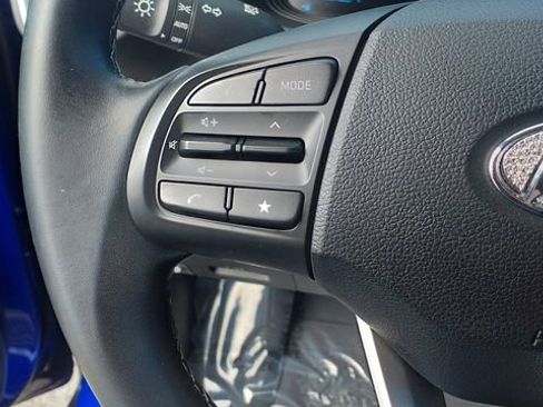 Certified 2023 Hyundai Venue SEL image 27