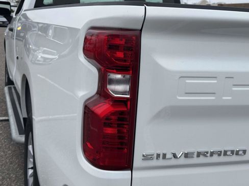 Used 2025 Chevrolet Silverado 1500 W/T image 13