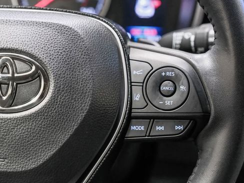 Used 2021 Toyota Corolla SE FWD image 18