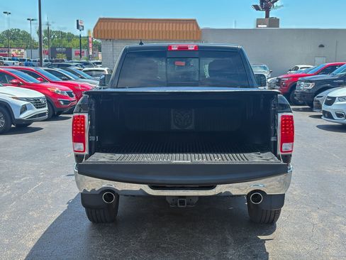 Used 2017 RAM 1500 Laramie w/ Convenience Group AWD/4WD image 39