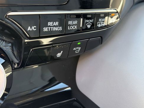 Used 2023 Acura MDX SH-AWD w/ Technology Package image 36