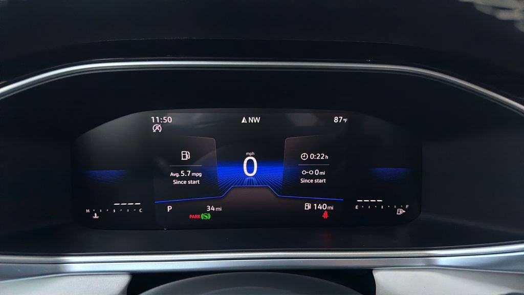 New 2026 Volkswagen Taos SE FWD image 32