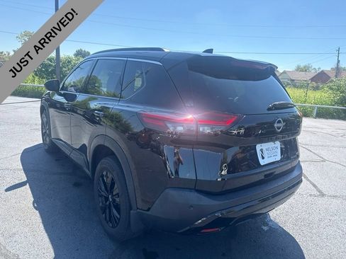 Certified 2023 Nissan Rogue SV w/ SV Premium B Package AWD/4WD image 7