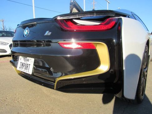 Used 2014 BMW i8 image 24
