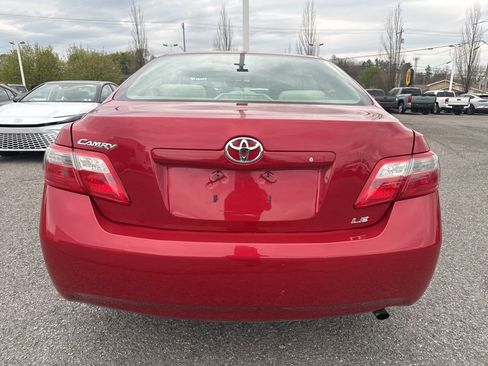 Used 2008 Toyota Camry LE image 3