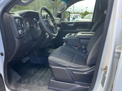 Used 2021 GMC Sierra 3500 4x4 Crew Cab w/ Convenience Package image 27