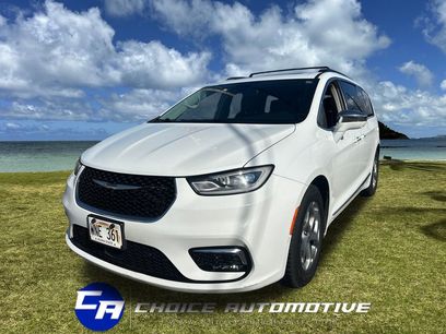 Used 2022 Chrysler Pacifica Limited