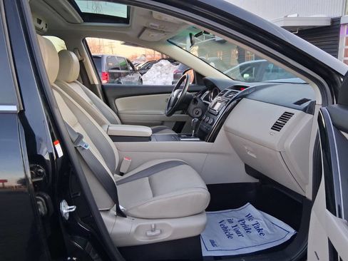 Used 2011 MAZDA CX-9 Touring w/ Moonroof & Bose Audio Pkg image 15