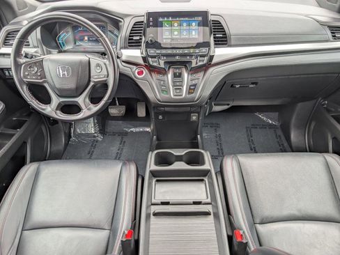 Used 2024 Honda Odyssey Sport image 16