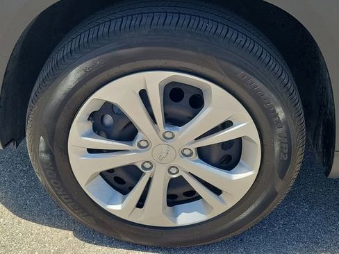 Certified 2025 Chevrolet Trax LS image 7