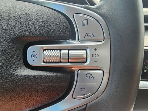 Used 2024 Genesis GV70 2.5T w/ Advanced Package image 15