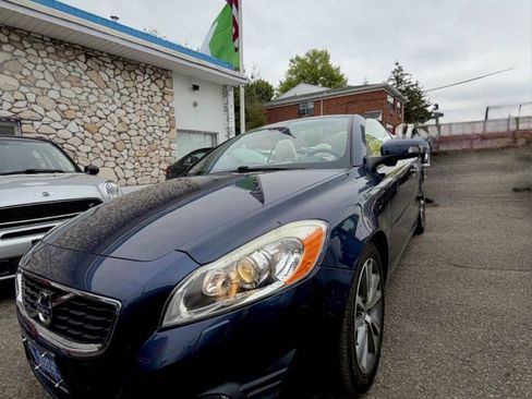 Used 2012 Volvo C70 T5 FWD image 8