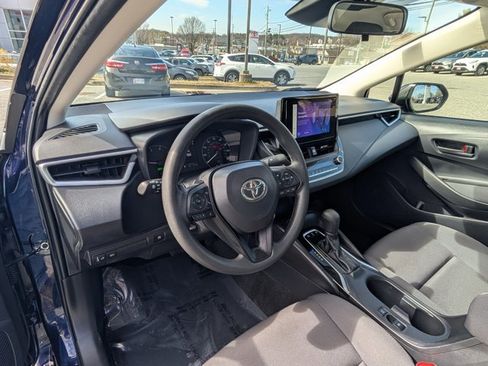 Used 2024 Toyota Corolla LE image 10