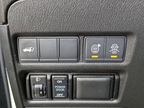 Used 2019 Nissan Armada SL w/ Premium Package image 11