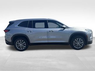Used 2026 Buick Enclave Preferred FWD video 2
